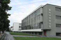 ST George Austria College