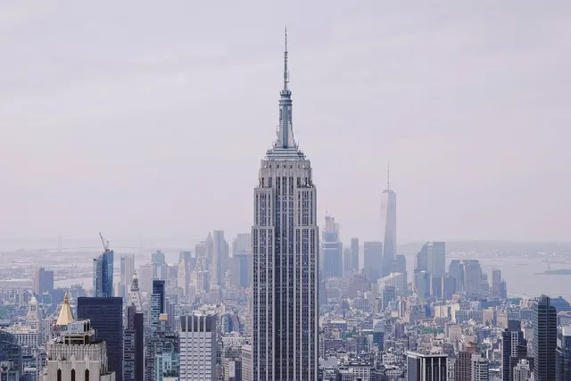 GoPro: New York City A Day in the Life - Starring Skate